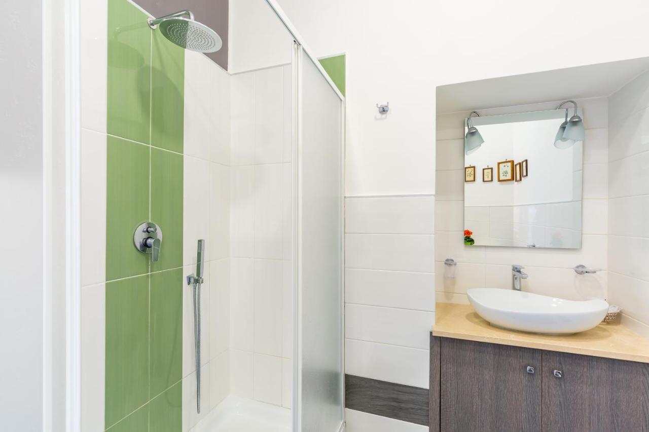 Gelso Complex Studios And Flat By Napoliapartments Экстерьер фото