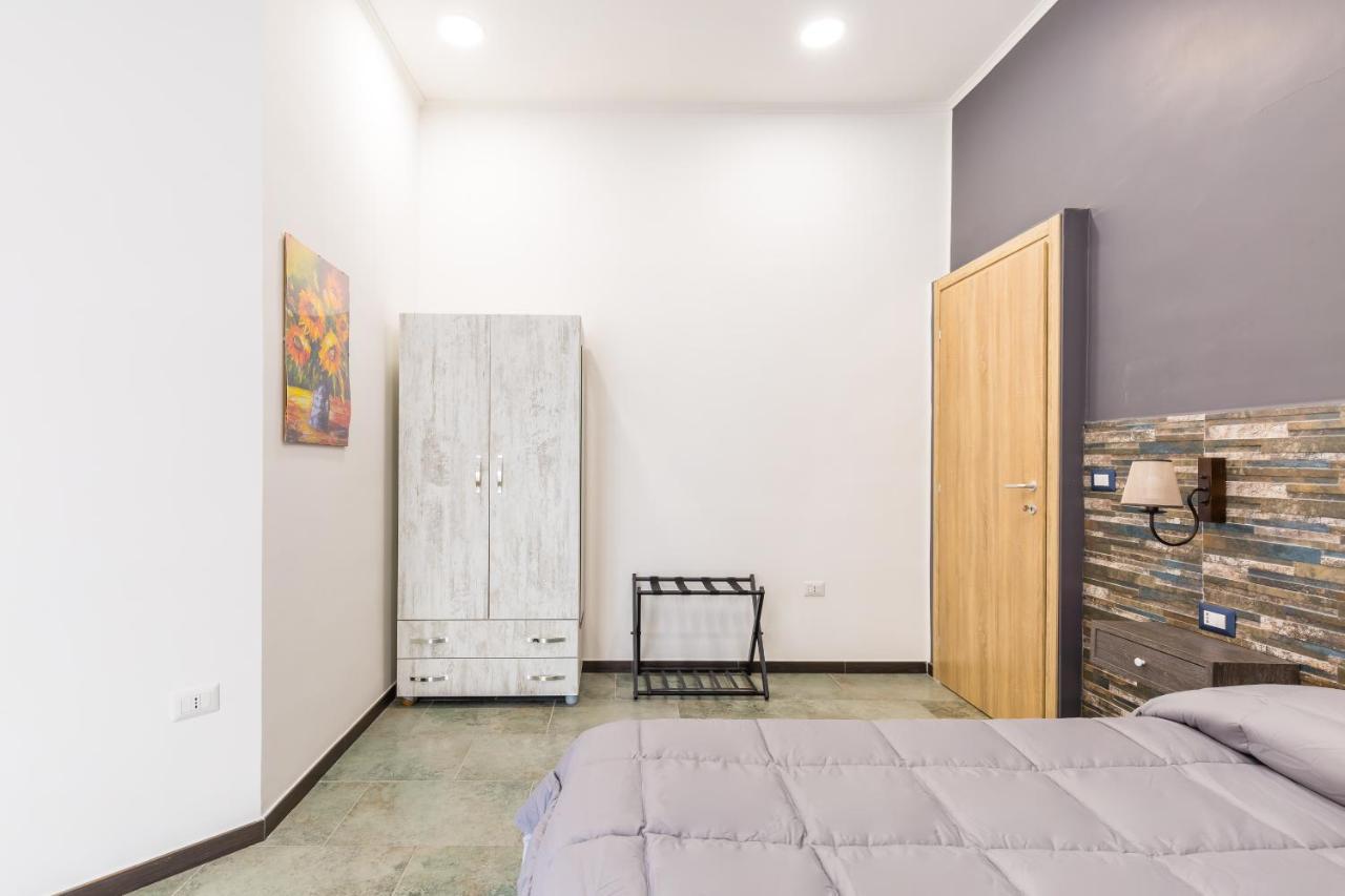 Gelso Complex Studios And Flat By Napoliapartments Экстерьер фото